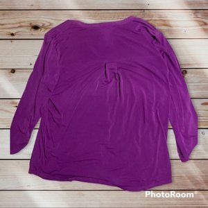 3/$20🎉 Ellen Tracey Purple V-neck Gold Button Blouse W/ Roll-Tab Sleeves Size M